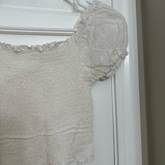 SHEIN Women’s Off the Shoulder Crop Top Small White Eyelet Puff Shoulder Stretch - Picture 2 of 4